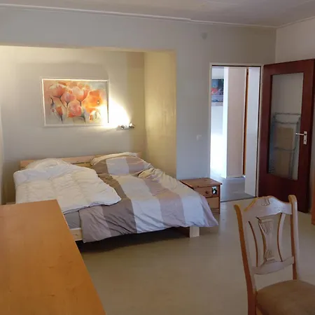 Naehe Supermaerkte & & Gute Anbindung & Balkon Daire