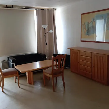 Apartment Nähe Supermärkte&natur&gute Anbindung&balkon