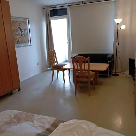 Naehe Supermaerkte & & Gute Anbindung & Balkon *